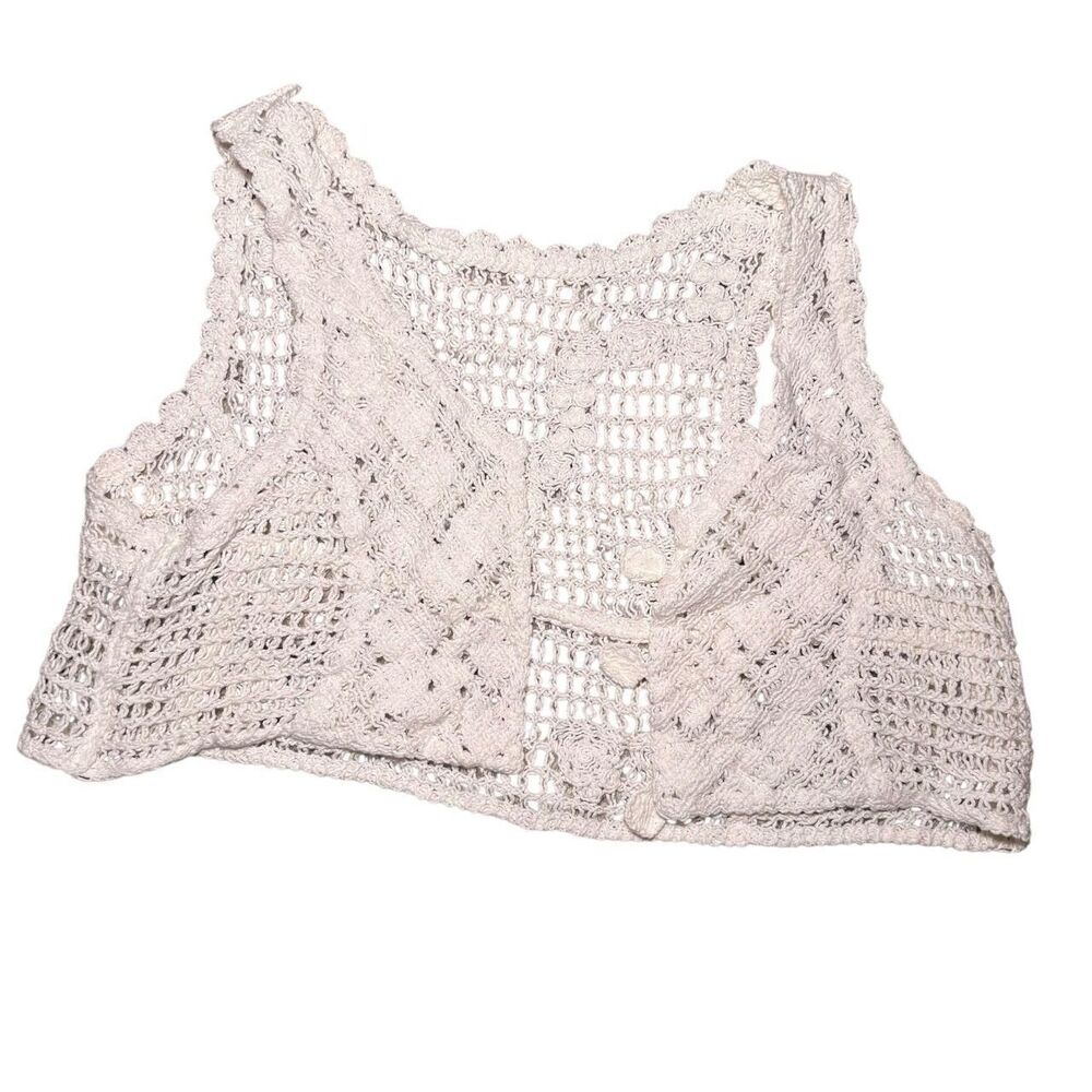 Unbranded Women's Cream and White Crop-top